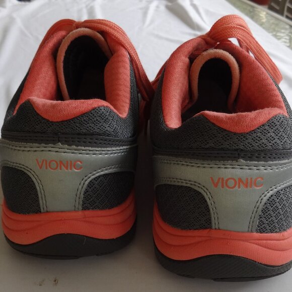 Vionic Venture women's size 10 sneakers Dark Grey mesh with orange laces & trim - Picture 13 of 13